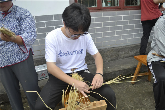 铁东区：漫步文韵街巷坚守育人初心